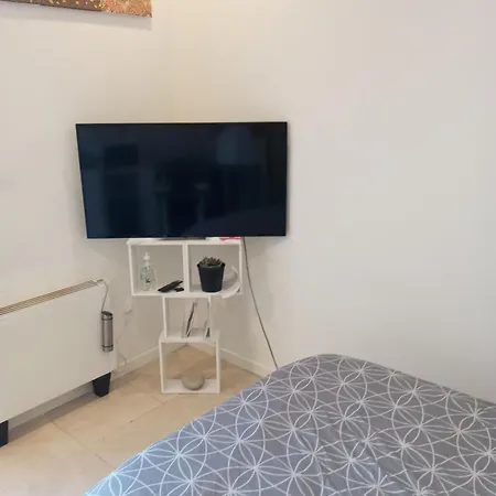 De 14m2 Dans Maison Кань-сюр-Мер