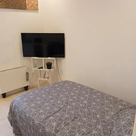 De 14m2 Dans Maison Дом отдыха Кань-сюр-Мер