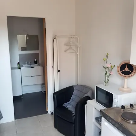 De 14m2 Dans Maison Дом отдыха Кань-сюр-Мер